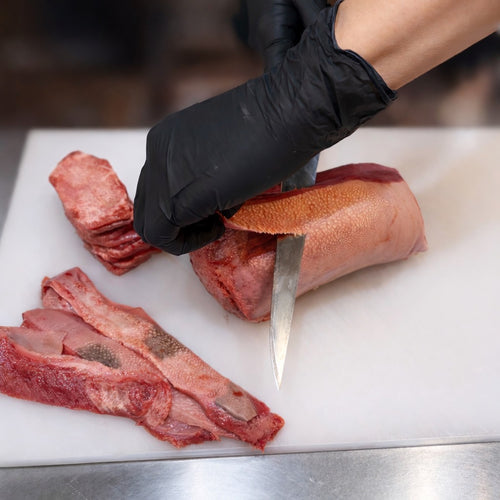 牛タン皮ジャーキー100g | 香川の人気焼肉店「焼肉正」の人気メニュー【輝く神タン】の皮を使って誕生した無添加犬用おやつ